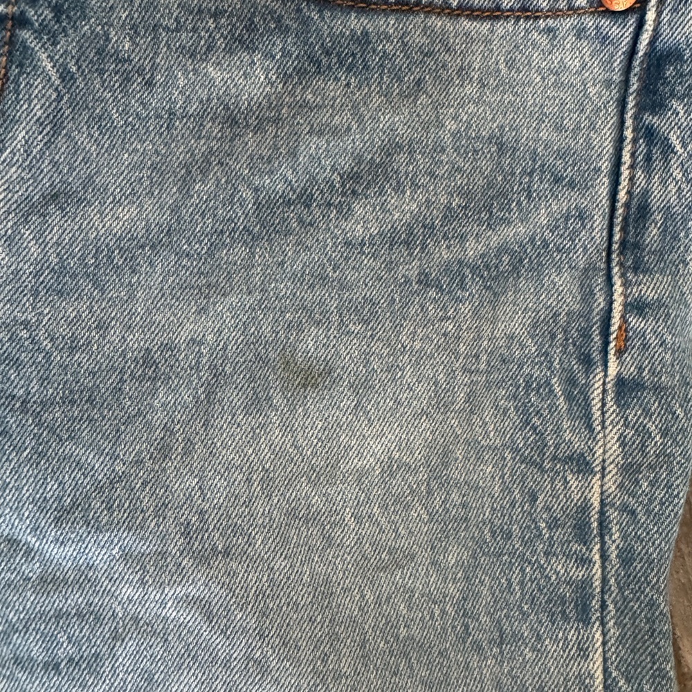 Levi’s - Picture 2 of 8